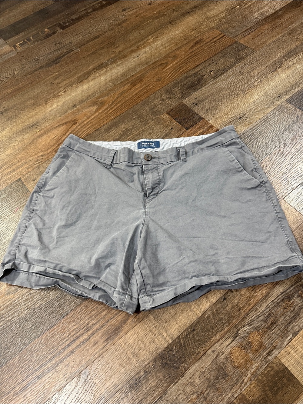 Old Navy Gray Casual Chino Bermuda Shorts